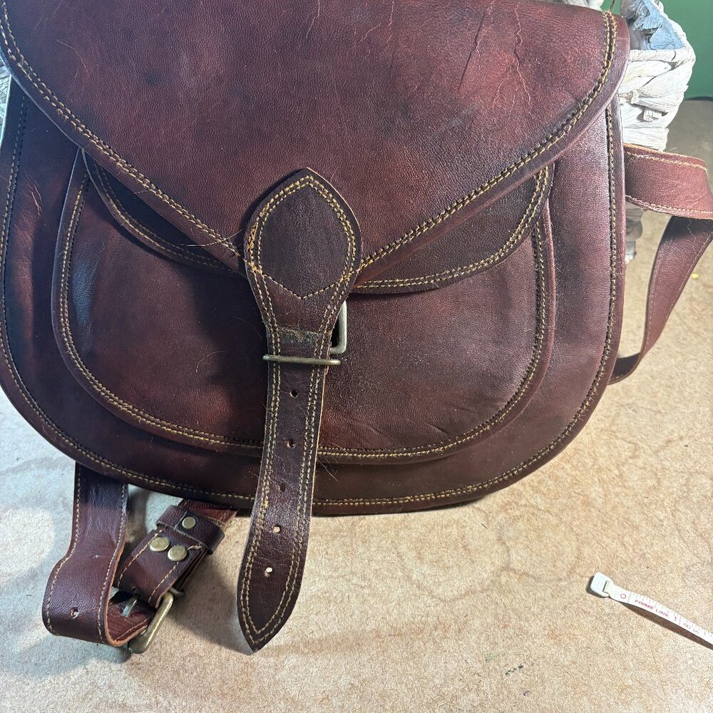 Saddle Purse